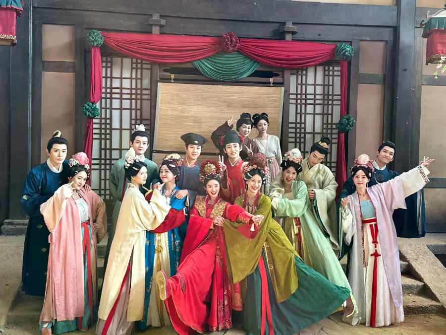 五福临门电视剧全集高清完整版网盘资源在线免费下载剧照