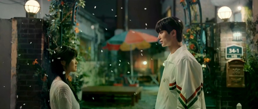 背着善宰跑电视剧全集高清完整版网盘资源在线免费下载剧照